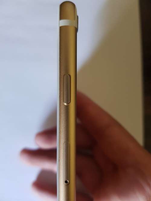 Apple iPhone 6s Gold 64gb *FREE AIRTIME* *Excellent condition*